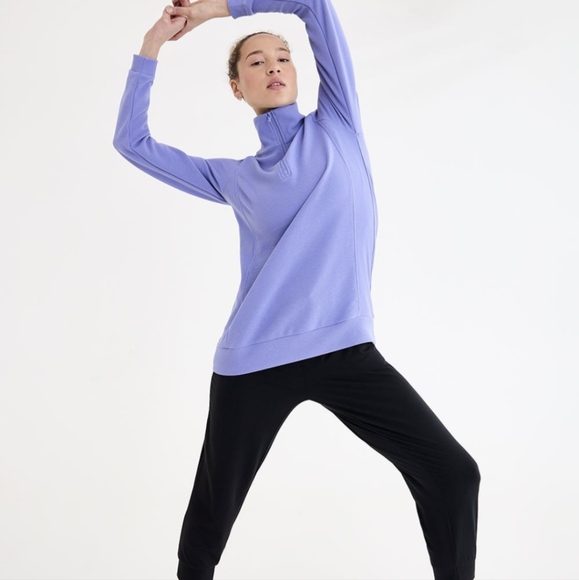 Lightweight long sleeve mock neck tunic - Picture 3 of 9